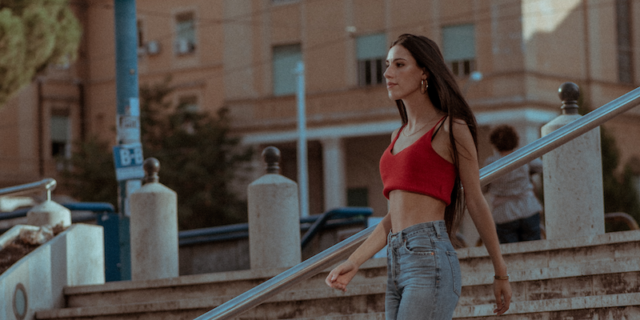 Paola Di Leo, il videoclip ufficiale del nuovo singolo “Quanto sto male con te” è in anteprima su Noise Symphony
