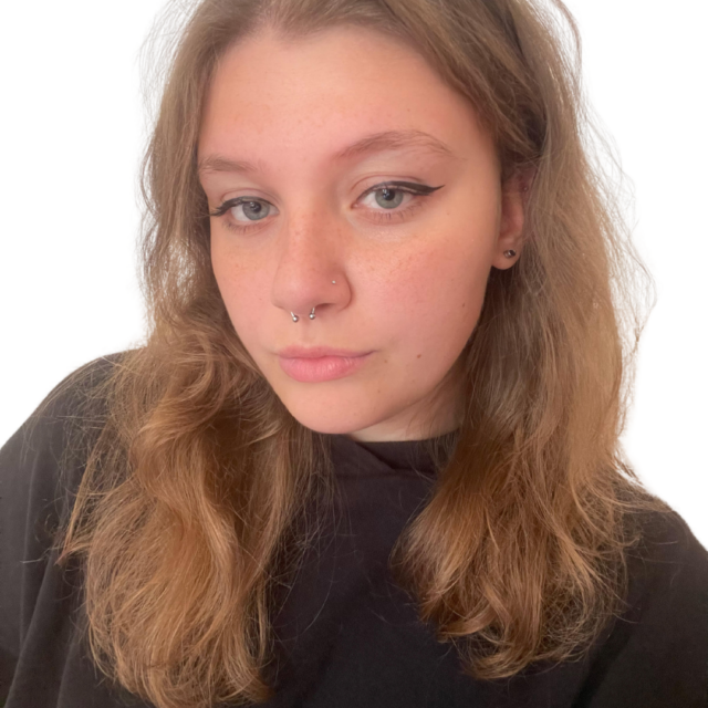 https://www.redblue.it/wp-content/uploads/2024/11/Chiara-Stanzani-640x640.png